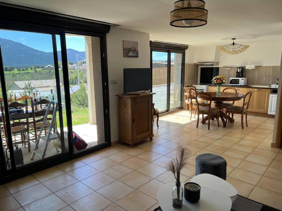 Le Nid Capcinois Appartement Formiguères Buitenkant foto